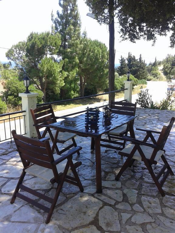 Aggeliki Apartments Nikiana Quarto foto