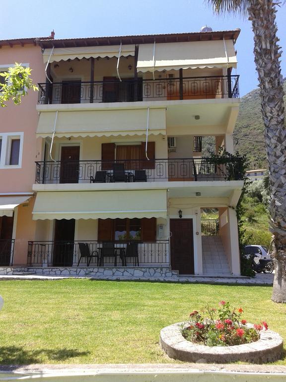 Aggeliki Apartments Nikiana Quarto foto